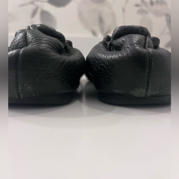 Tory Burch Black Flats with tone on time logo | Size 8 - Picture 3 of 10